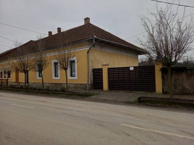 Rodinný 5 izbový dom v Tolcsva