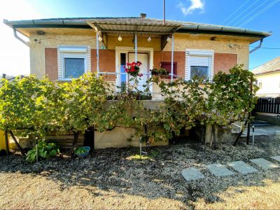 Rodinný dom 3 izb. Szentistvánbaksa