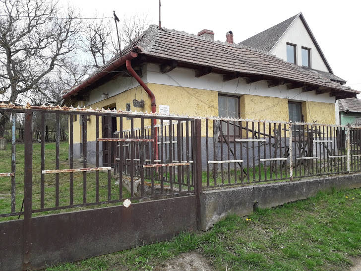 2 rodinné domy na jednom pozemku v Baktakék - 1