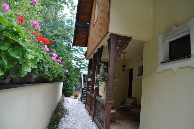 AREÁL PRE PENZIÓN, SVADBY, KONGRESY, KLINIKA - 4