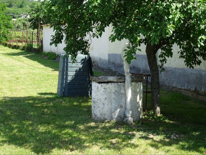 2 - izbový Rodinný dom Brehov - 10