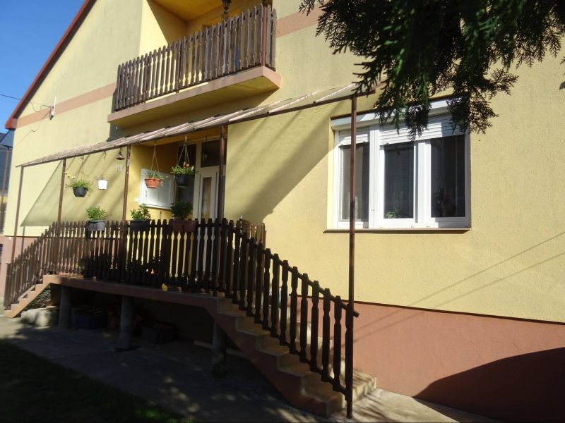 Rodinný dom 4 - izbový Encs, Maďarsko - 1