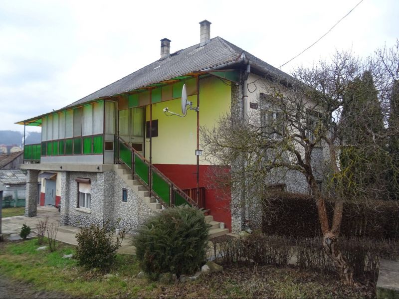 Rodinný dom 4 izbový - Szalaszend - 1