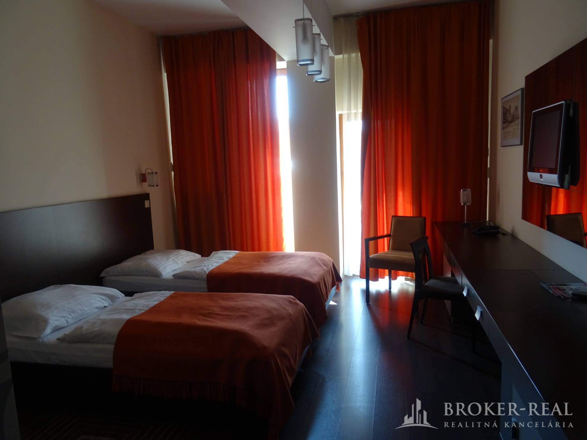 1 - izbový byt hotelového typu, Košice - centrum